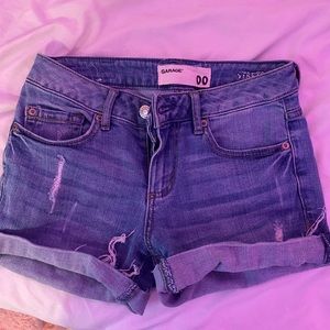 Mid-Wash Garage shorts